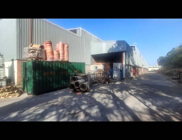 2,886M² FACTORY TO LET IN WESTMEAD